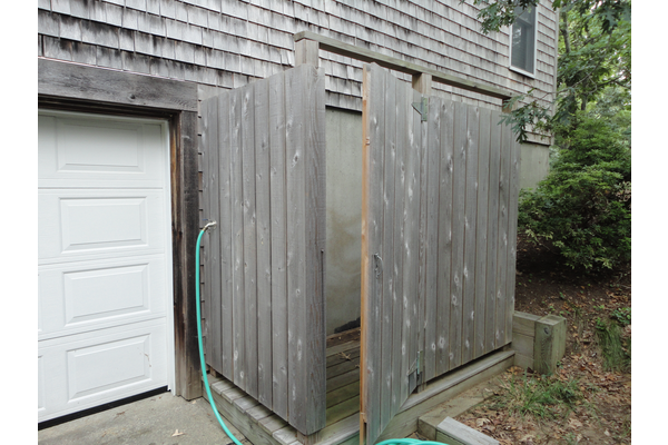 Outdoor shower